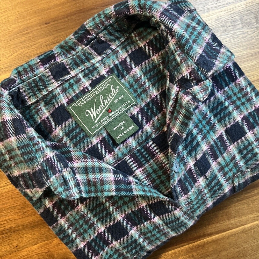 Excellent Woolrich Flannel Shirt Womens M Deep Indigo Plaid Cotton Button Up Exc - Picture 5 of 5